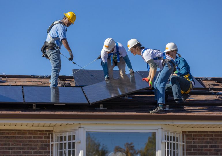 Commentary: The benefits of virtual power plants and solar in low-income communities