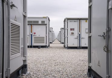 Study suggests a big role for grid battery storage as Illinois shutters its coal power plants