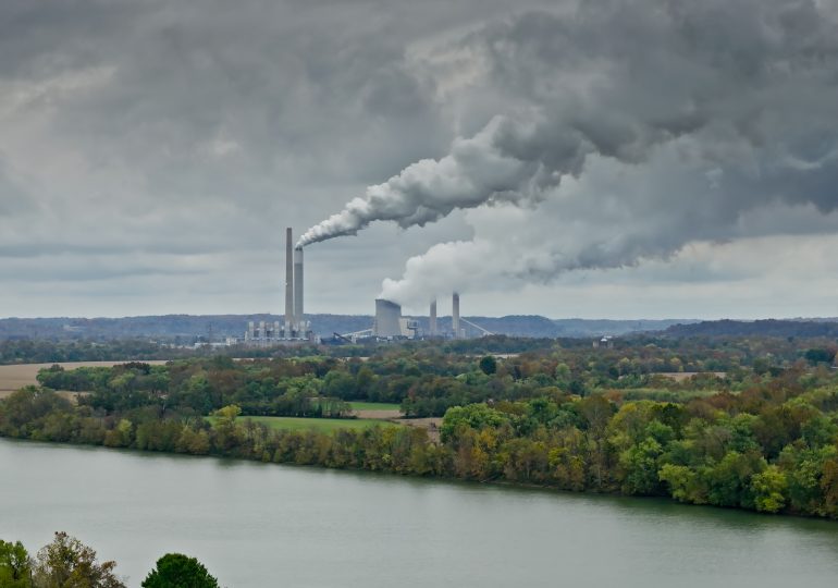 Scientists Link U.S. Air Pollution From Oil and Gas To 91,000 Premature Deaths Each Year