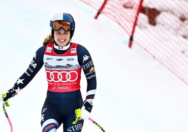 Can You Ski With a Torn ACL?