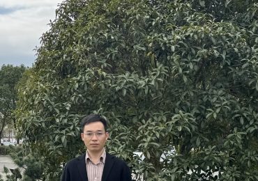 Haldane Prize 2025 | Lifeng Wang: Soil fauna trophic multifunctionality mediates the release of elements from decomposing typhoon-generated leaf litter